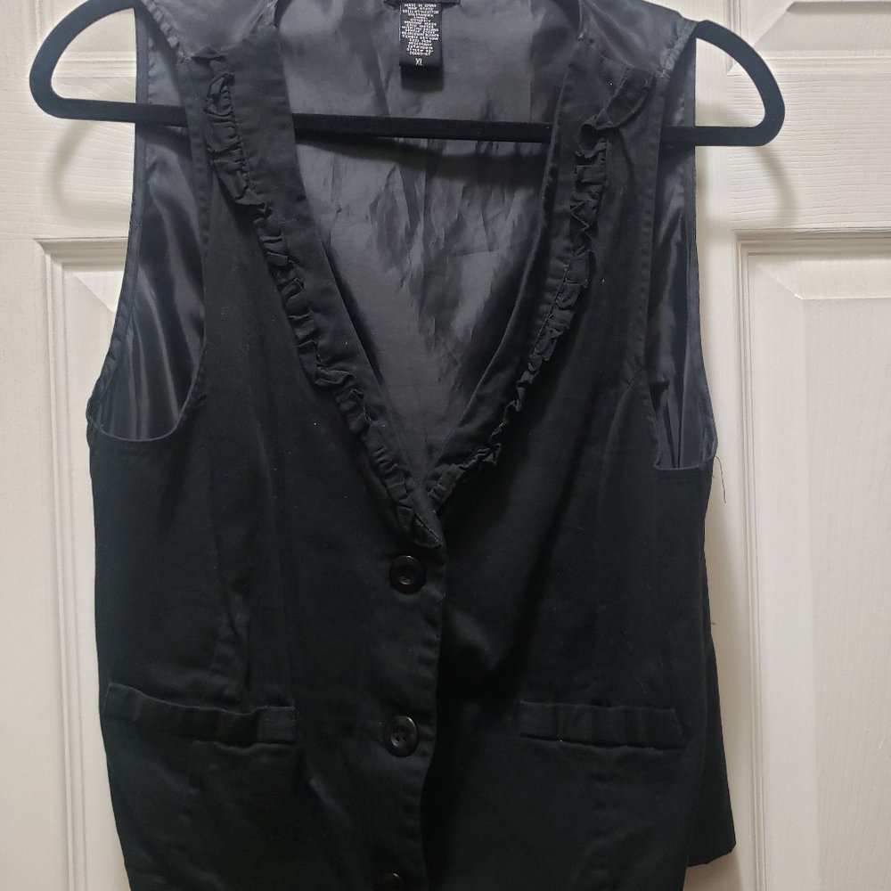 Vest with Pocket Chain